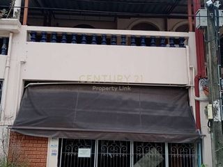 Продажа 2 спальни таунхаус в Суан Луанг, Бангкок