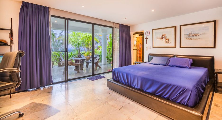 For sale 3 bedrooms condo in Bang Lamung, Chonburi