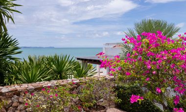 For sale 3 bedrooms condo in Bang Lamung, Chonburi