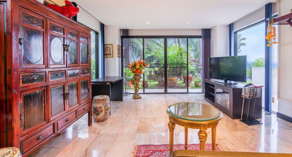 For sale 3 bedrooms condo in Bang Lamung, Chonburi
