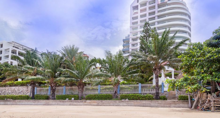 For sale 3 bedrooms condo in Bang Lamung, Chonburi