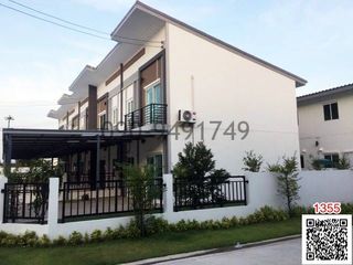 For rent 4 bedrooms townhouse in Sai Mai, Bangkok