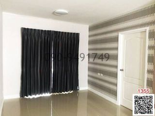 For rent 4 bedrooms townhouse in Sai Mai, Bangkok
