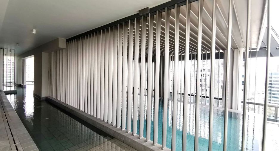 For sale 2 bedrooms condo in Sathon, Bangkok