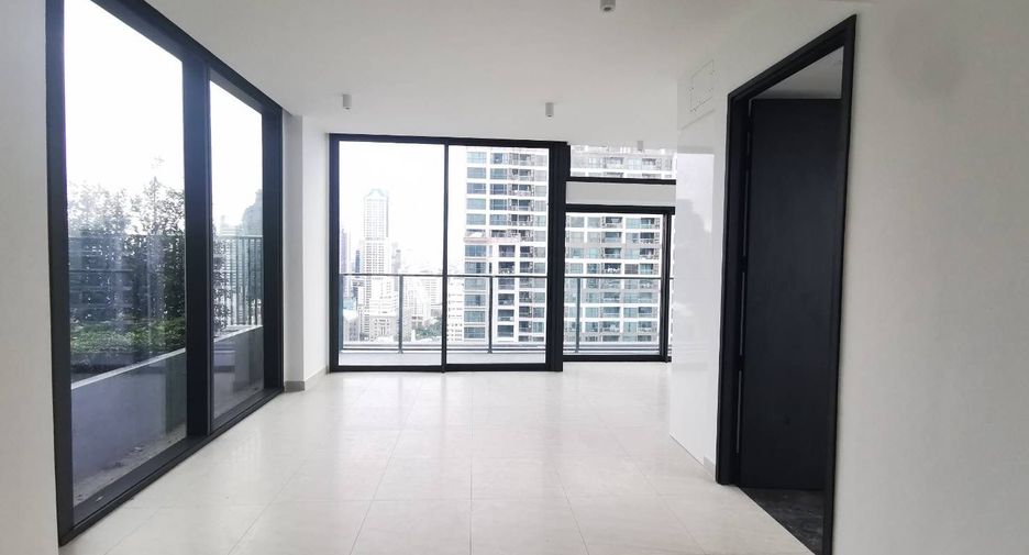 For sale 2 bedrooms condo in Sathon, Bangkok