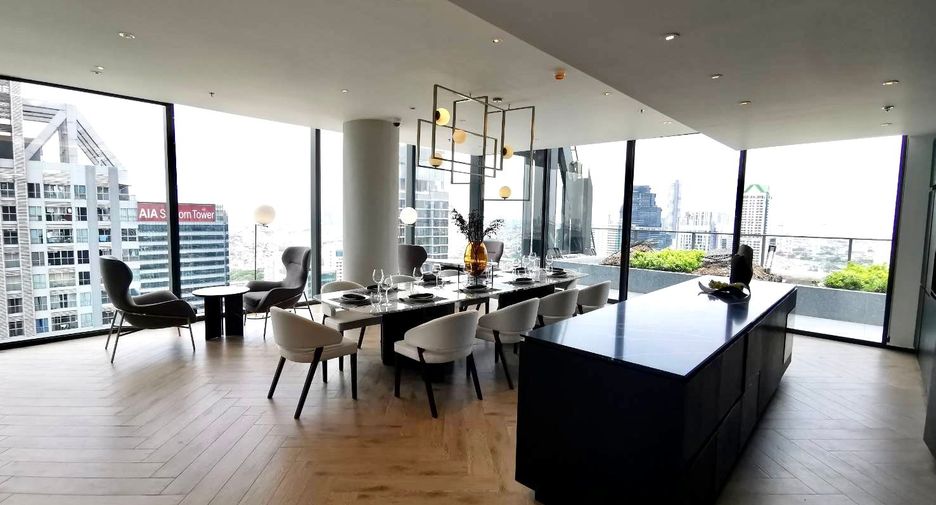 For sale 2 bedrooms condo in Sathon, Bangkok