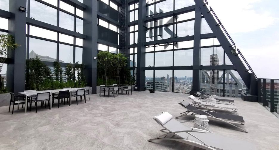 For sale 2 bedrooms condo in Sathon, Bangkok