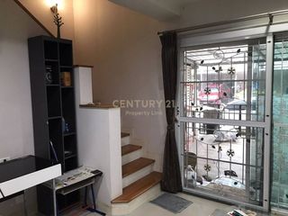 Reihenhaus zur Miete mit 3 Zimmer in Prawet, Bangkok
