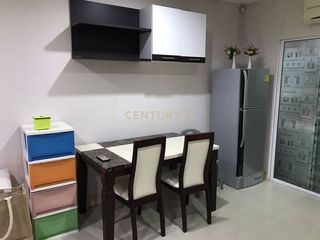 Reihenhaus zur Miete mit 3 Zimmer in Prawet, Bangkok