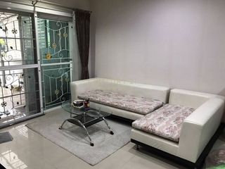 Reihenhaus zur Miete mit 3 Zimmer in Prawet, Bangkok