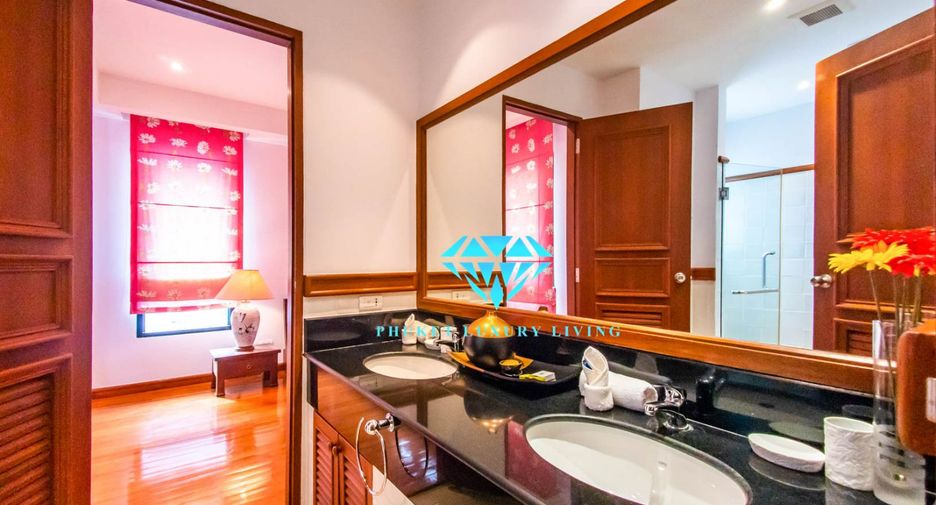 Casa adosada en venta de 4 habitaciones en Thalang, Phuket