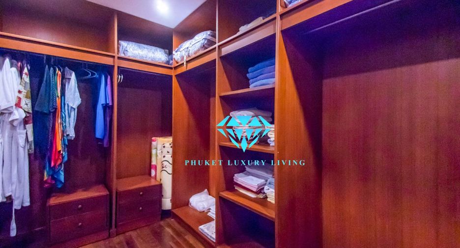 Casa adosada en venta de 4 habitaciones en Thalang, Phuket
