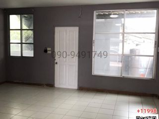 For rent 4 bedrooms townhouse in Lat Phrao, Bangkok