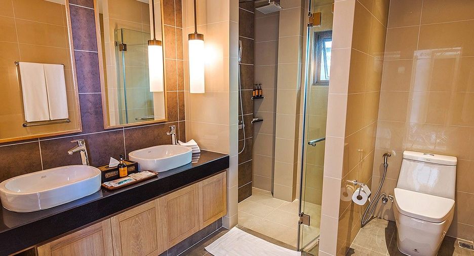 For rent 3 bedrooms villa in Mueang Phuket, Phuket