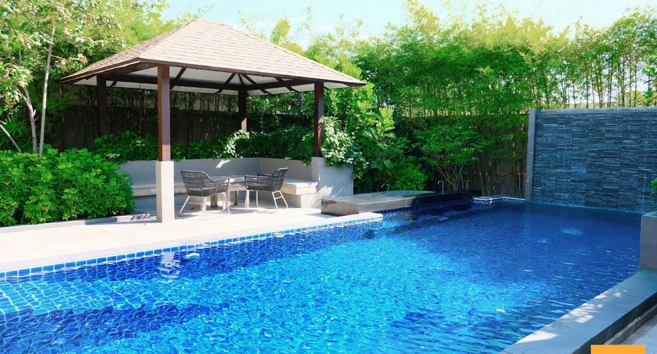 For rent 3 bedrooms villa in Mueang Phuket, Phuket
