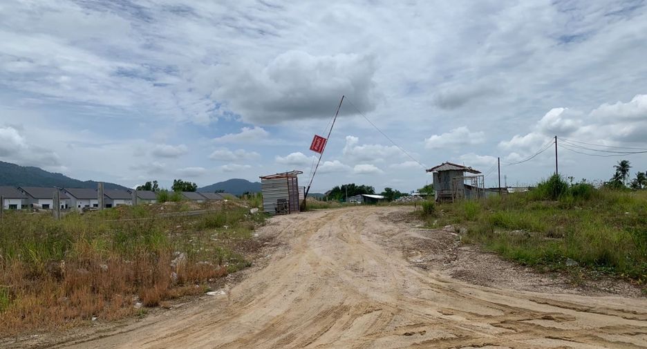For sale land in Ban Bueng, Chonburi