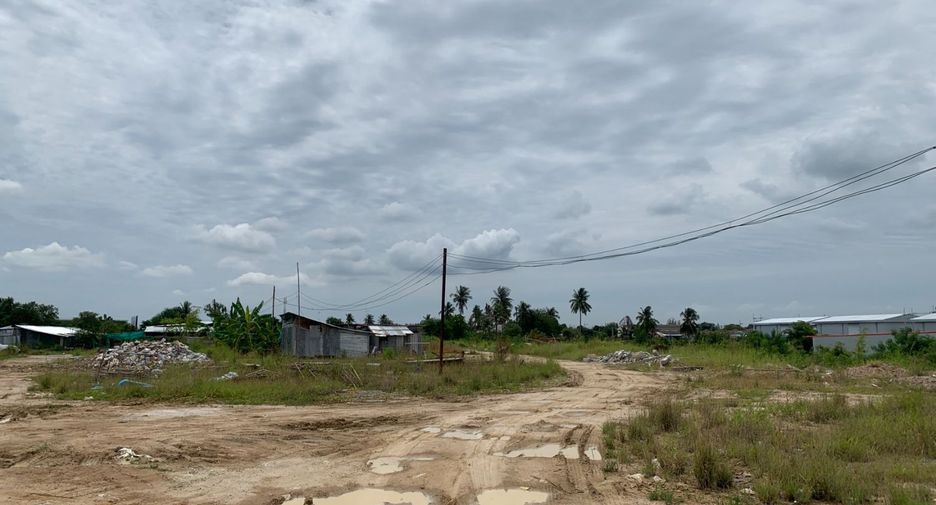 For sale land in Ban Bueng, Chonburi