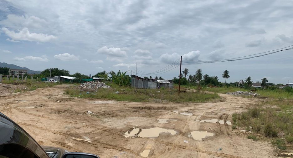 For sale land in Ban Bueng, Chonburi