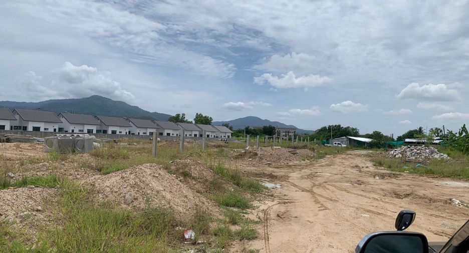 For sale land in Ban Bueng, Chonburi