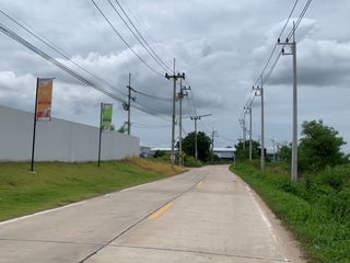 出售 土地 在 Ban Bueng, Chon Buri