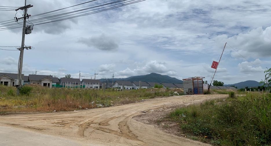 For sale land in Ban Bueng, Chonburi