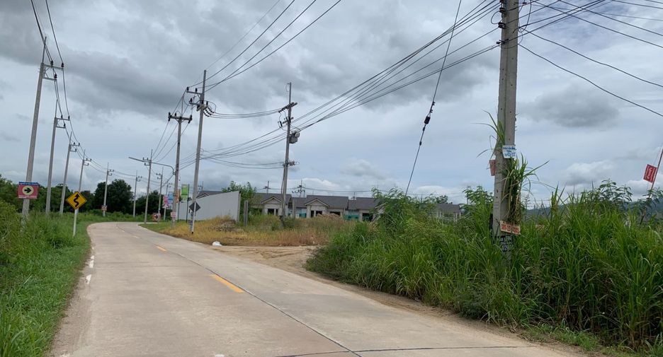 For sale land in Ban Bueng, Chonburi
