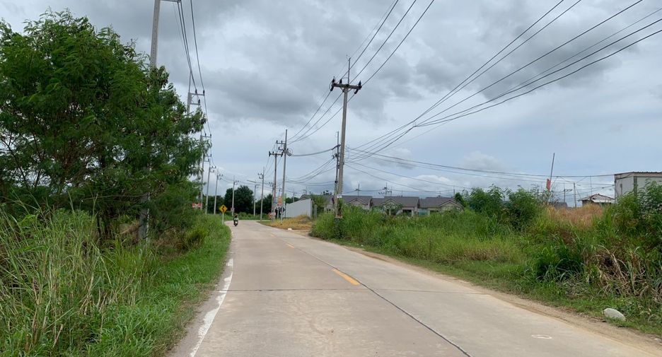 For sale land in Ban Bueng, Chonburi