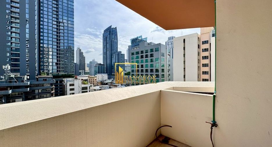Condo en alquiler de 3 habitaciones en Khlong Toei, Bangkok
