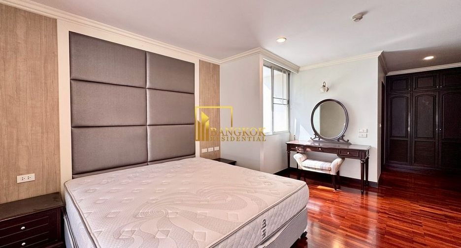 Condo en alquiler de 3 habitaciones en Khlong Toei, Bangkok