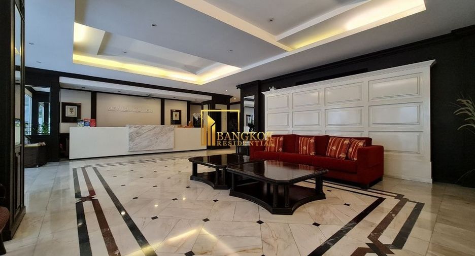 Condo en alquiler de 3 habitaciones en Khlong Toei, Bangkok