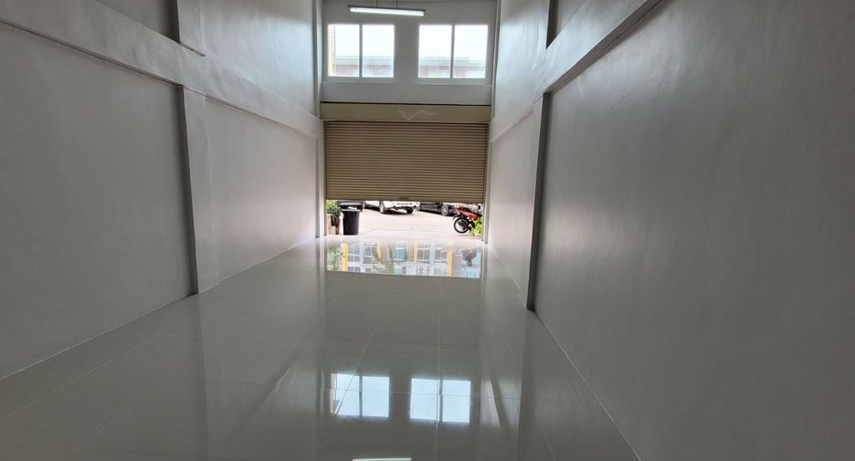 For sale 1 bed retail Space in Sam Phran, Nakhon Pathom