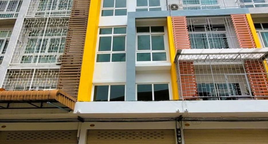 For sale 1 bed retail Space in Sam Phran, Nakhon Pathom