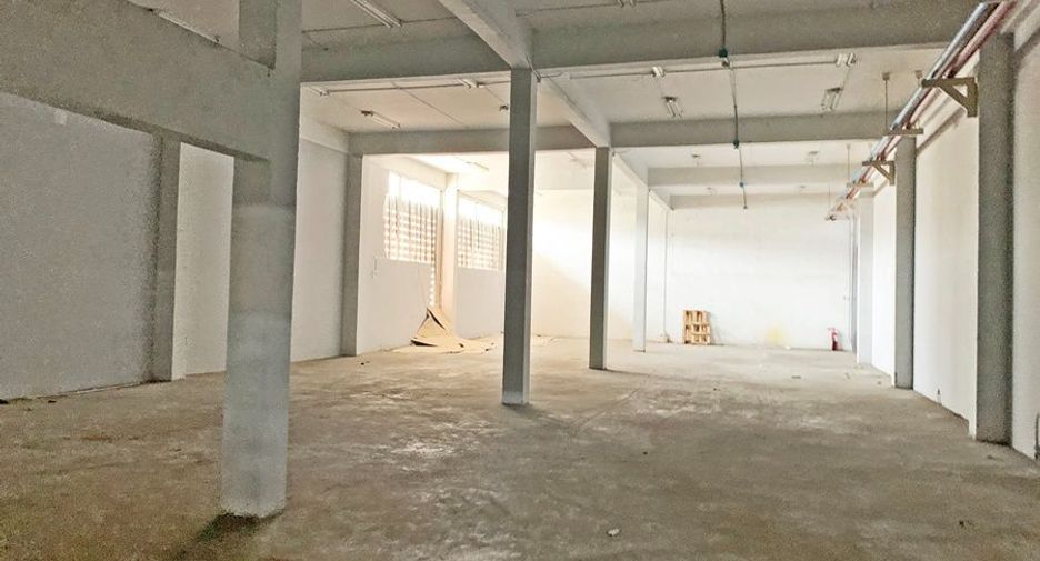 出租 仓库 在 Lat Krabang, 曼谷