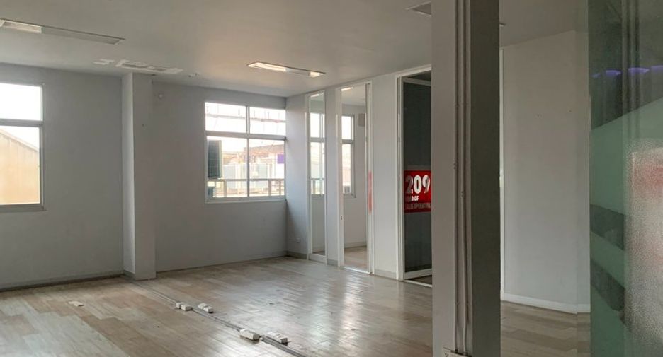 出租 仓库 在 Lat Krabang, 曼谷