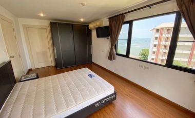 Condo en venta de 2 habitaciones en Si Racha, Chonburi
