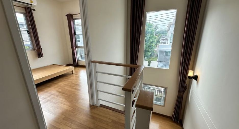 For rent 3 bedrooms house in Si Racha, Chonburi