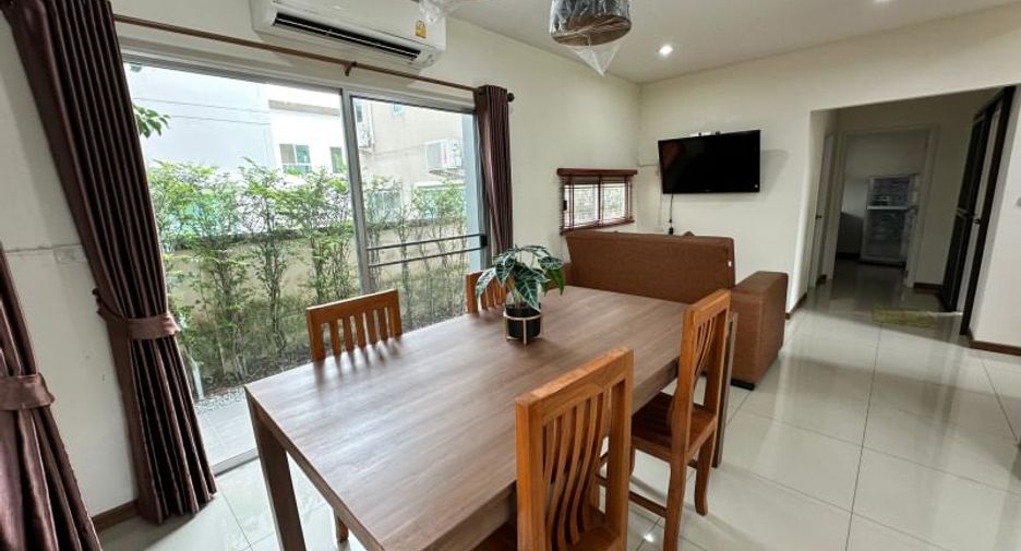 For rent 3 bedrooms house in Si Racha, Chonburi
