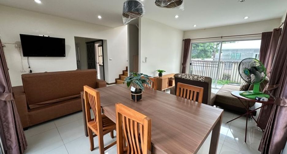 For rent 3 bedrooms house in Si Racha, Chonburi