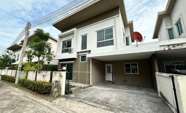 For rent 3 bedrooms house in Si Racha, Chonburi