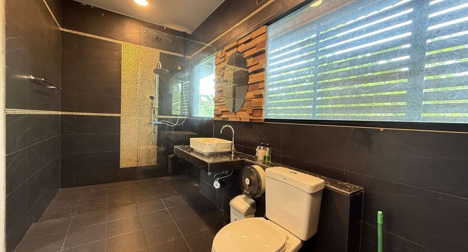 For rent 2 bedrooms villa in Mueang Krabi, Krabi