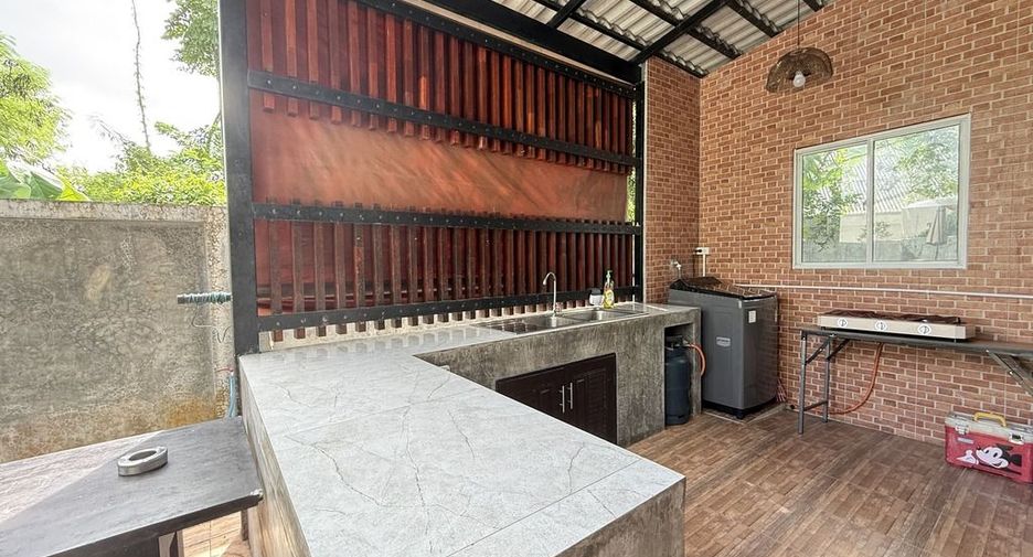 For rent 2 bedrooms villa in Mueang Krabi, Krabi