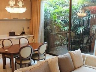 For sale 4 bed office in Watthana, Bangkok
