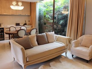 For sale 4 bed office in Watthana, Bangkok