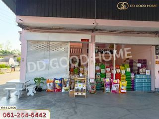 For sale 3 bed retail Space in Khanu Woralaksaburi, Kamphaeng Phet