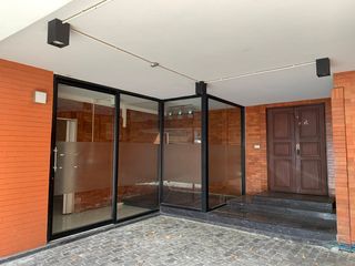 For rent 6 ベッドルーム townhouse in Pathum Wan, Bangkok