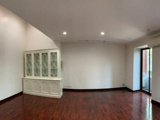 For rent 6 ベッドルーム townhouse in Pathum Wan, Bangkok
