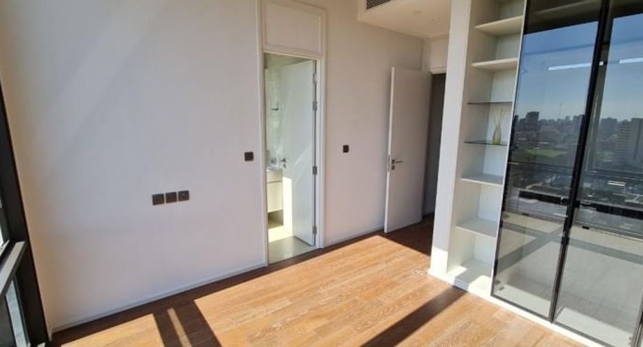 For rent 2 bedrooms condo in Pathum Wan, Bangkok