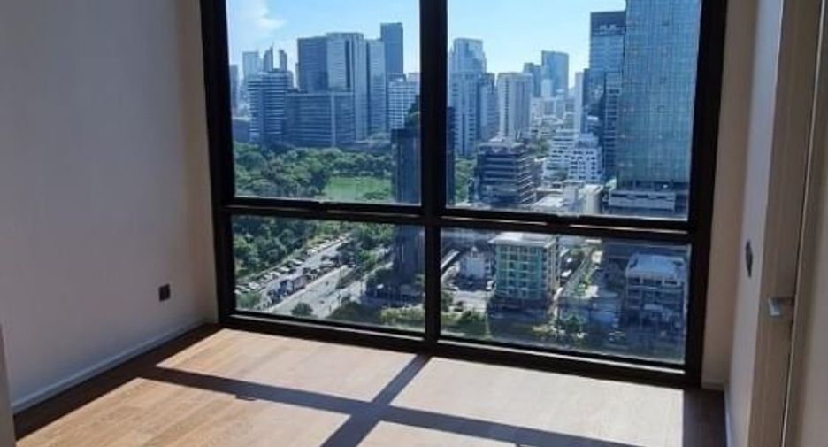 For rent 2 bedrooms condo in Pathum Wan, Bangkok