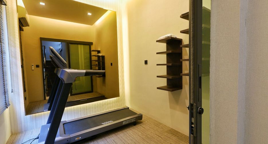 Casa en alquiler de 3 habitaciones en Wang Thonglang, Bangkok