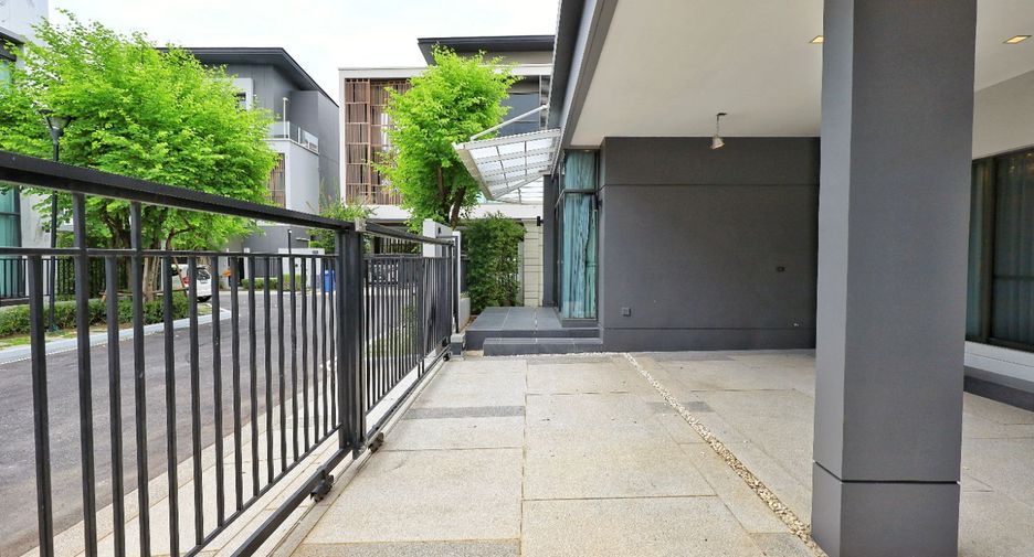 Casa en alquiler de 3 habitaciones en Wang Thonglang, Bangkok
